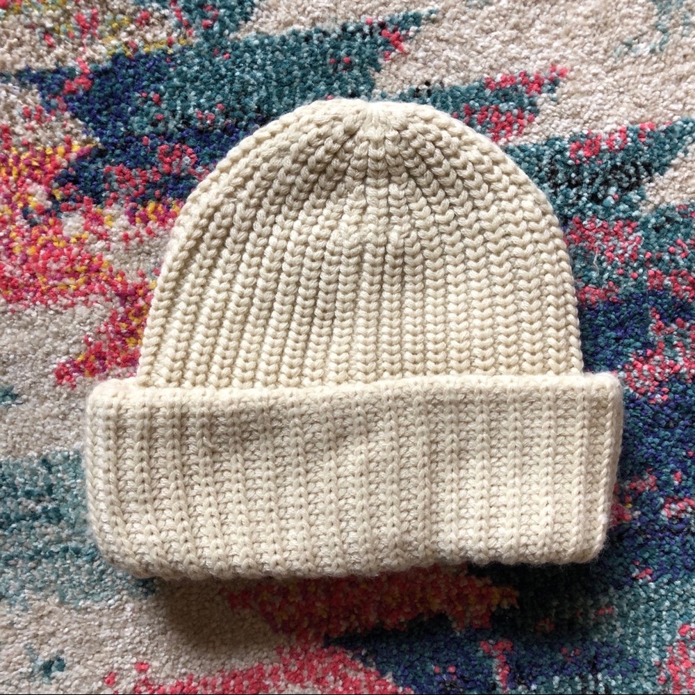 Thick off white beanie